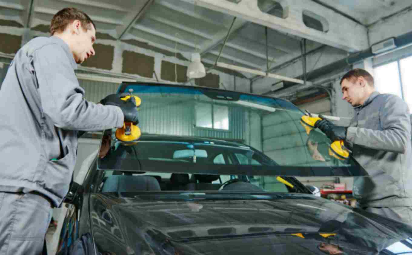Automotive glass installer