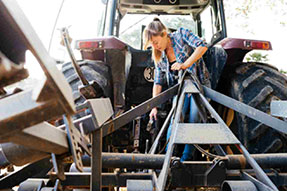 Farm Equipment Mechanic