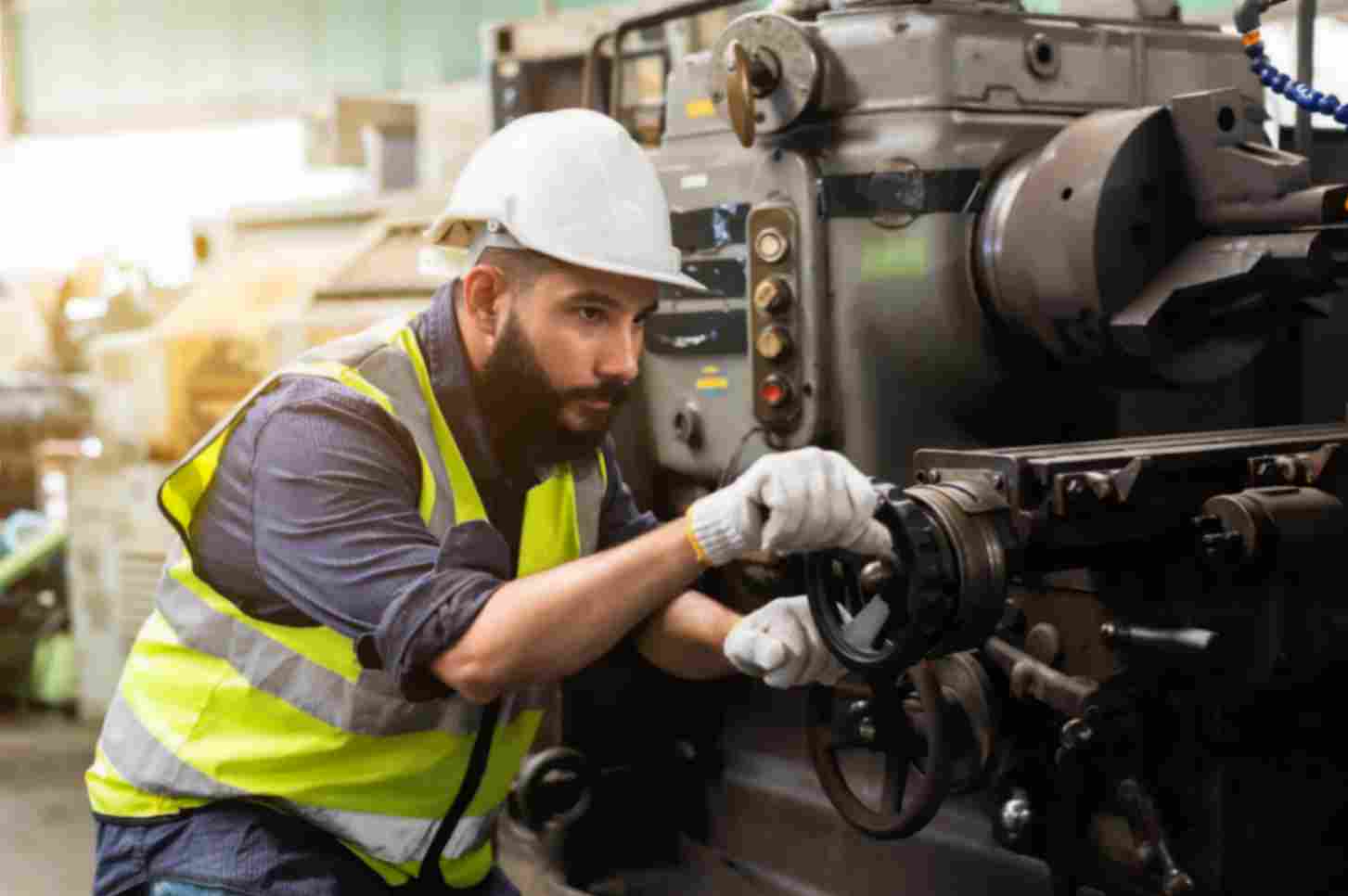 Mechanical engineering technician