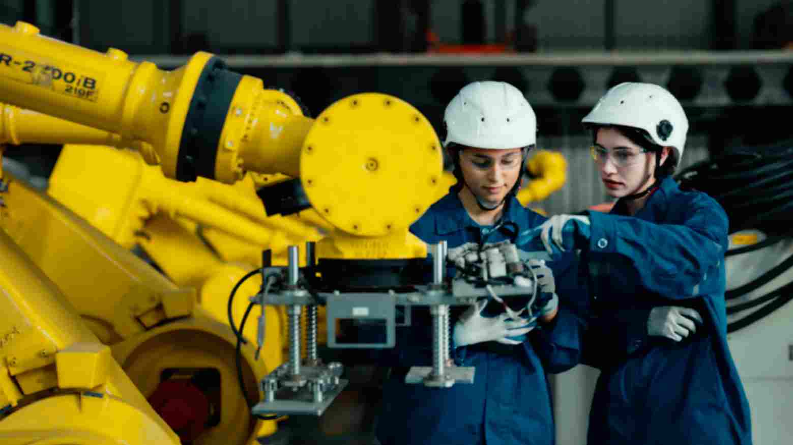 Mechatronics technician