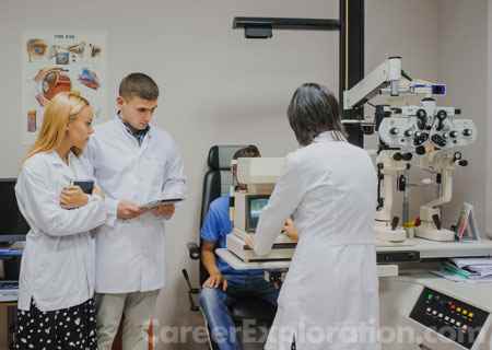 Pre-Optometry Studies Major